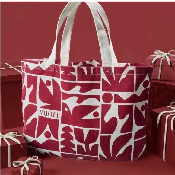 Vuori Handbags - Vuori Red and White Tote Bag BNWT